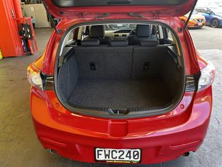 2011 Mazda MAZDA3 - Thumbnail