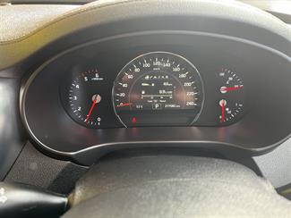 2017 Kia Sorento - Thumbnail