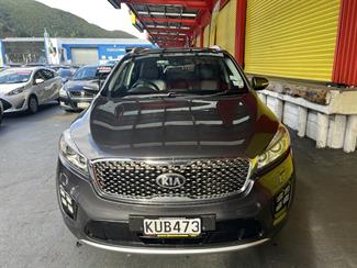 2017 Kia Sorento - Thumbnail