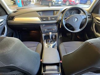 2011 BMW X1 - Thumbnail