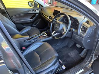2017 Mazda Axela - Thumbnail