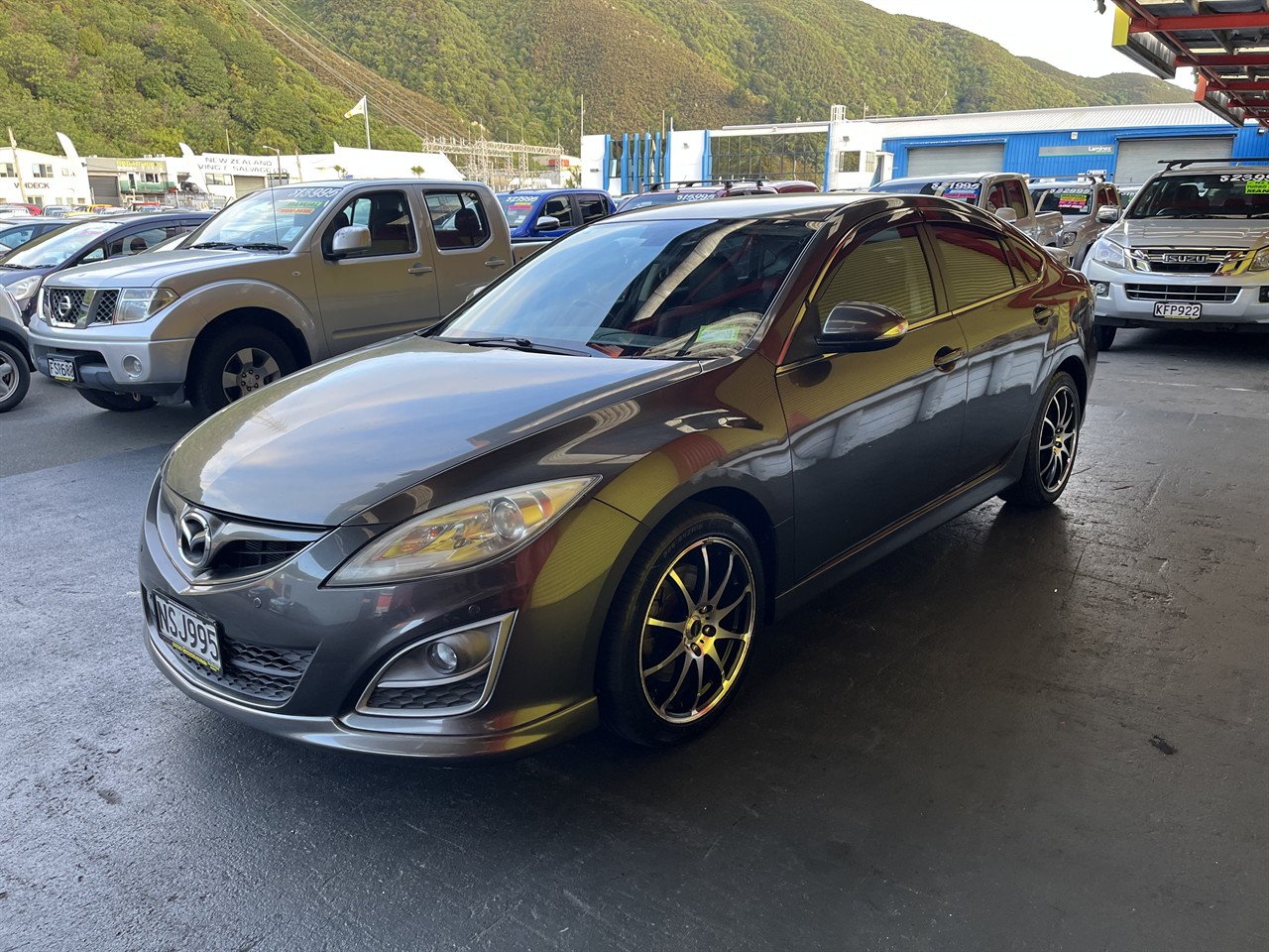 2010 Mazda Atenza