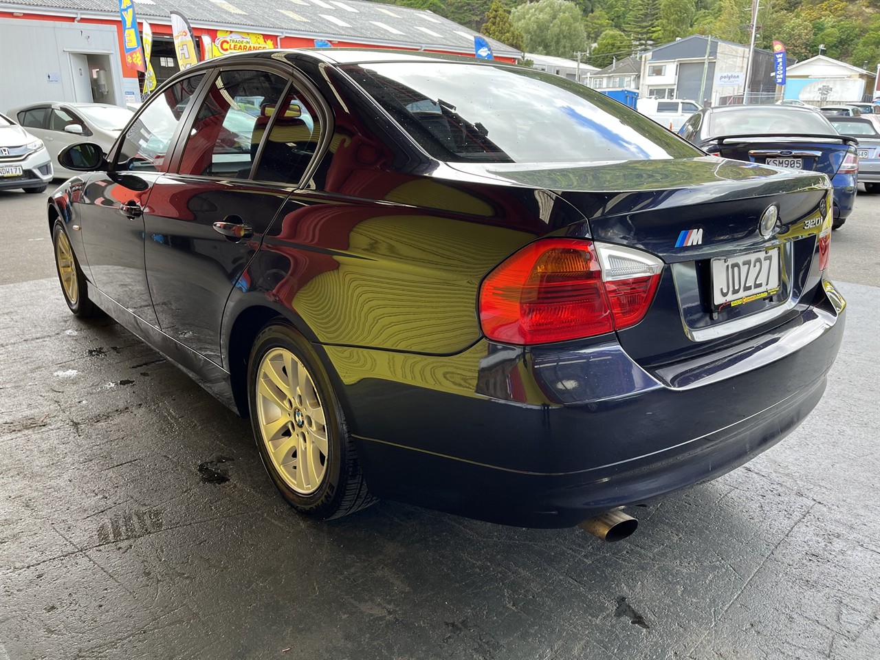 2006 BMW 320i
