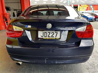 2006 BMW 320i - Thumbnail