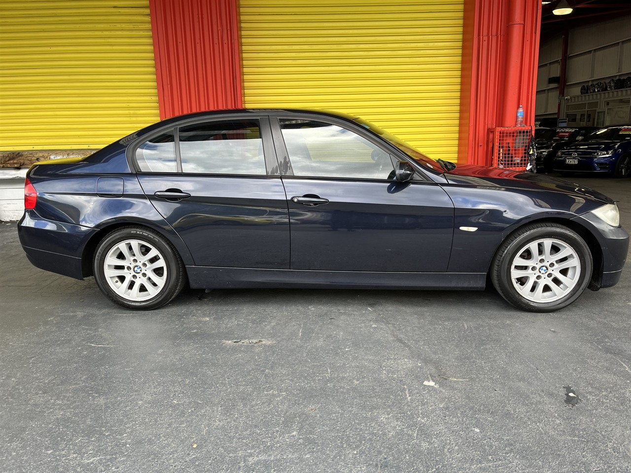 2006 BMW 320i