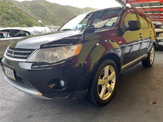 2006 Mitsubishi Outlander - Thumbnail