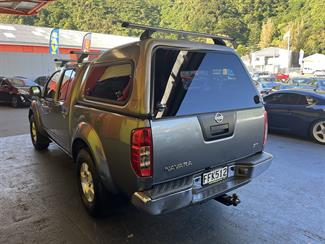 2010 Nissan Navara - Thumbnail