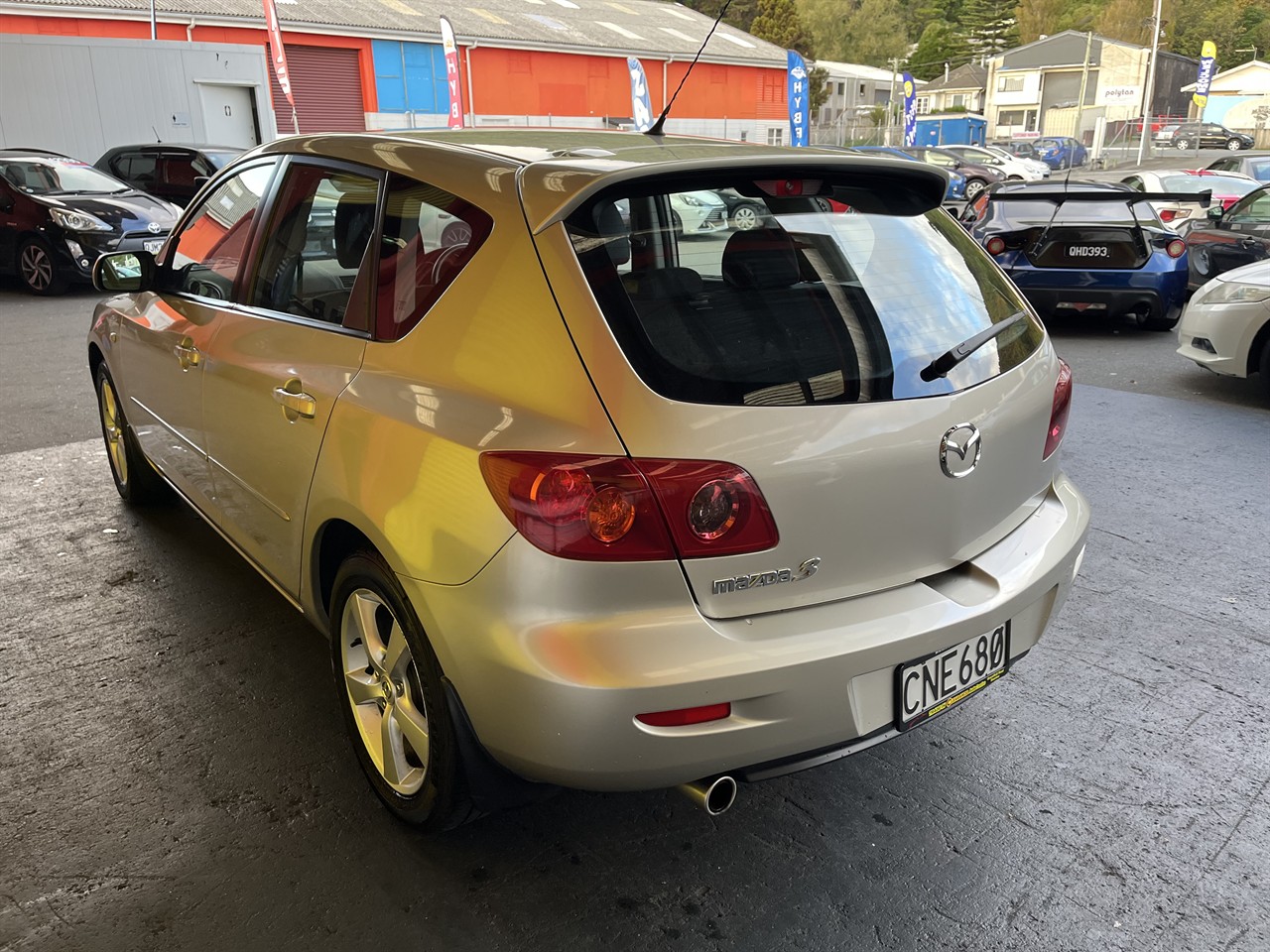 2005 Mazda MAZDA3