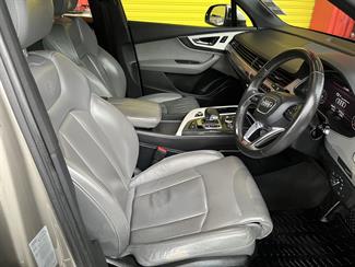 2015 Audi Q7 - Thumbnail