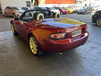 2006 Mazda Roadster - Thumbnail