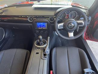 2006 Mazda Roadster - Thumbnail