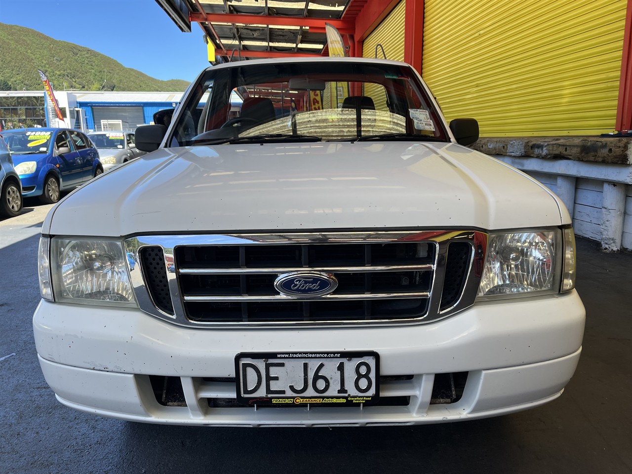 2006 Ford Courier