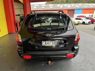 2004 Hyundai Santa Fe - Thumbnail
