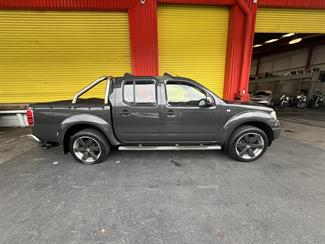2007 Nissan Navara - Thumbnail