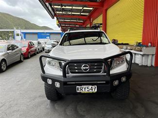 2015 Nissan Navara - Thumbnail