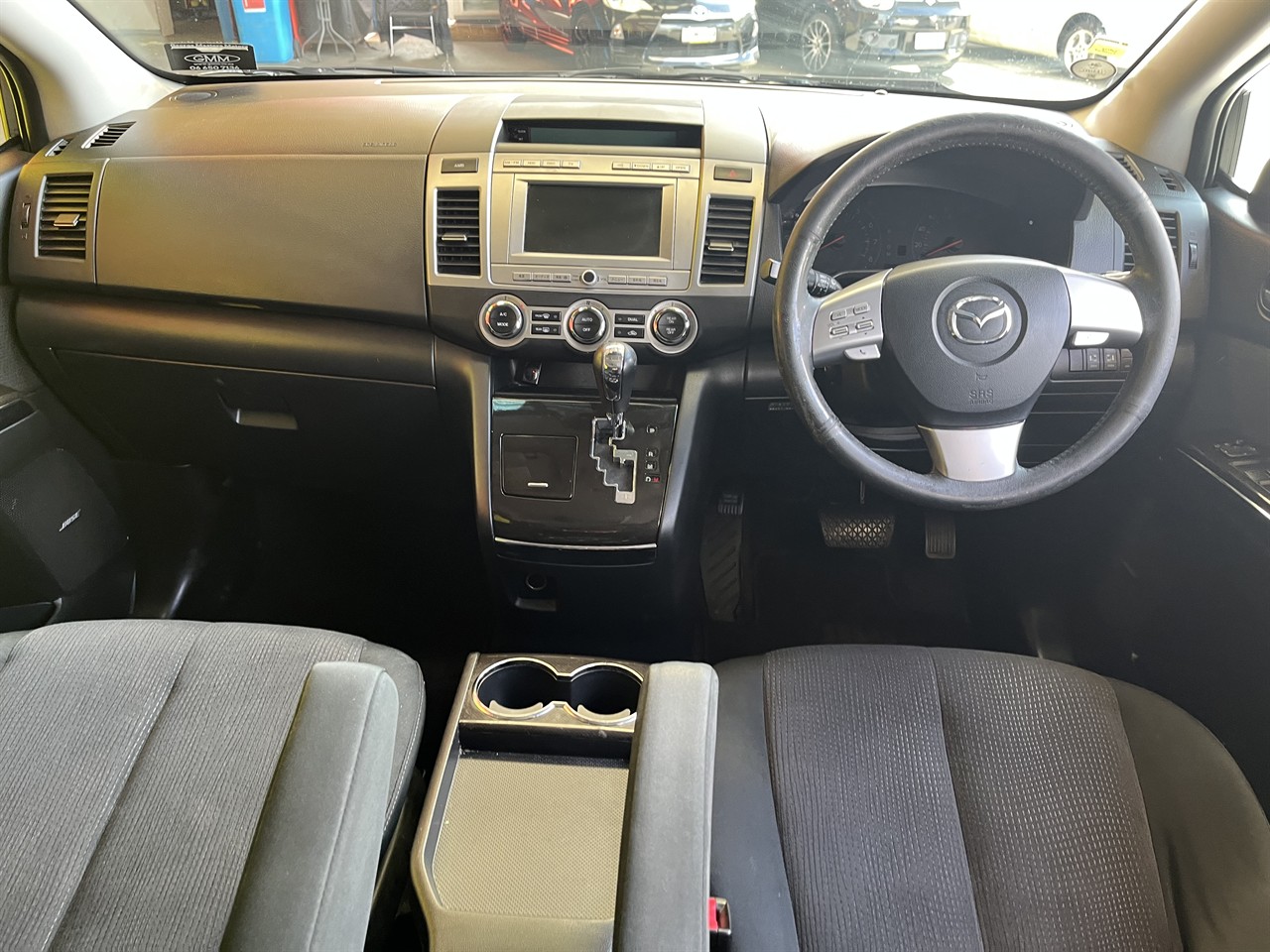2009 Mazda MPV
