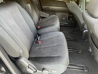 2009 Mazda MPV - Thumbnail