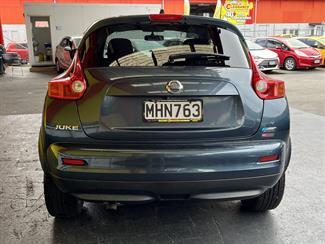 2011 Nissan JUKE - Thumbnail