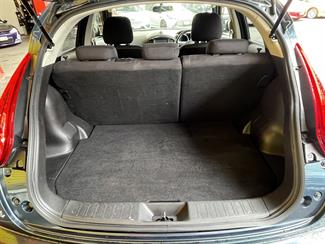 2011 Nissan JUKE - Thumbnail