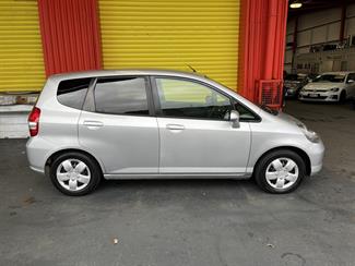 2004 Honda Fit - Thumbnail