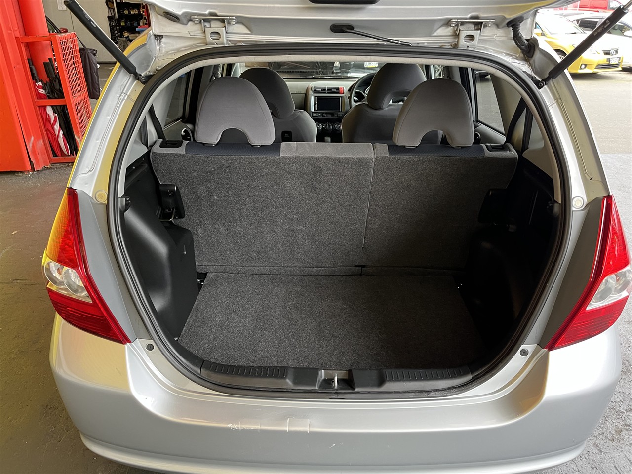 2004 Honda Fit