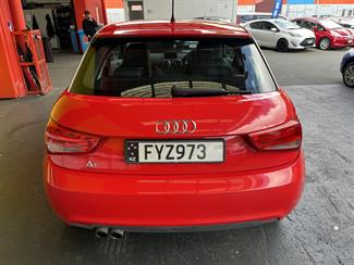 2011 Audi A1 - Thumbnail