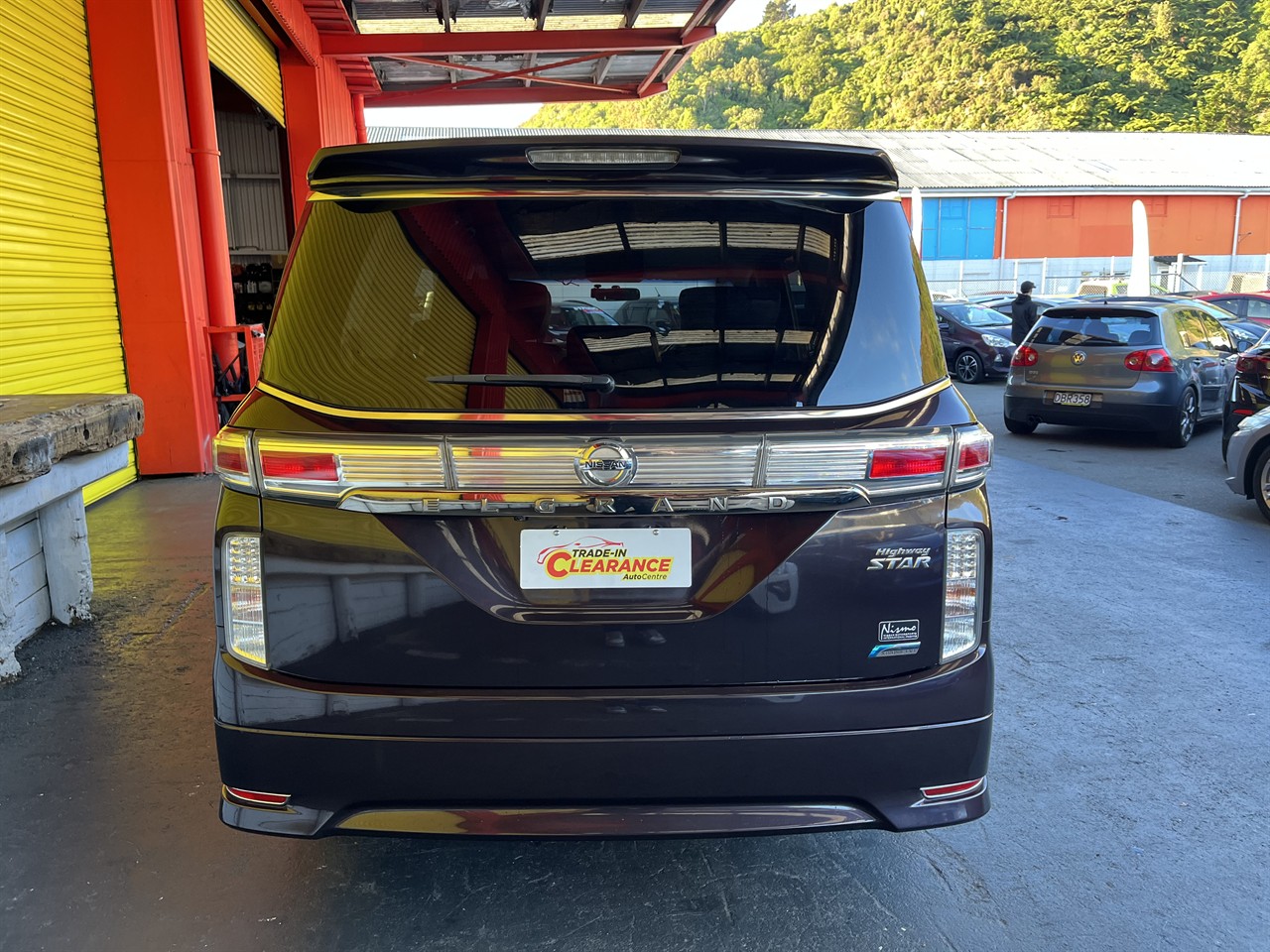 2012 Nissan ELGRAND