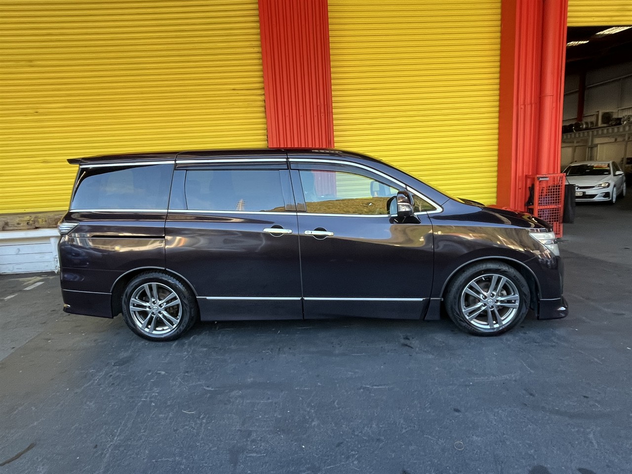 2012 Nissan ELGRAND