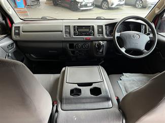 2012 Toyota Hiace - Thumbnail
