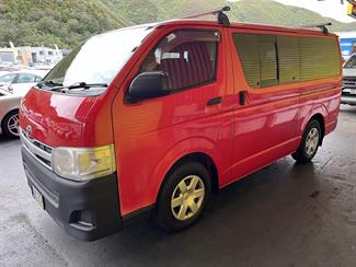 2012 Toyota Hiace - Thumbnail