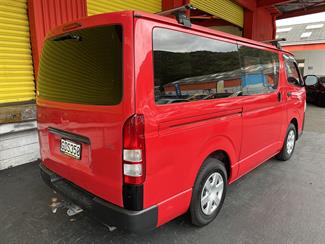 2012 Toyota Hiace - Thumbnail