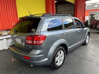 2011 Dodge Journey - Thumbnail