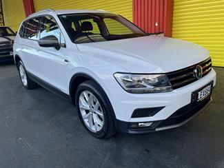2018 Volkswagen Tiguan - Thumbnail
