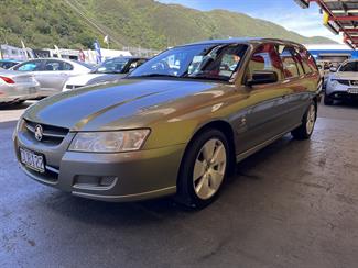 2005 Holden Commodore - Thumbnail