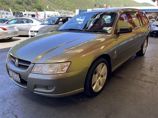 2005 Holden Commodore - Thumbnail