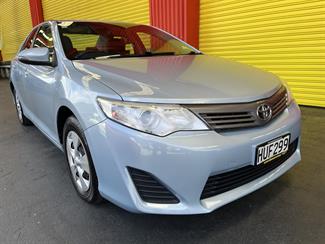 2014 Toyota Camry - Thumbnail