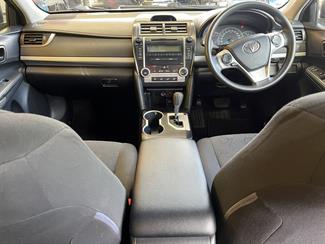 2014 Toyota Camry - Thumbnail
