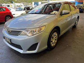 2014 Toyota Camry - Thumbnail