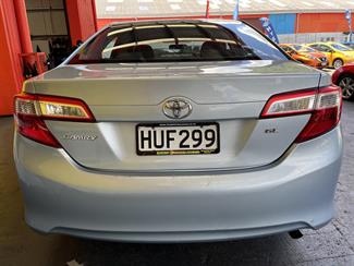 2014 Toyota Camry - Thumbnail