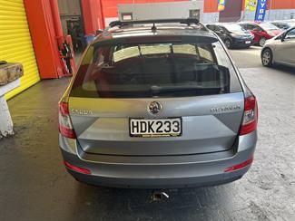 2013 Skoda OCTAVIA - Thumbnail