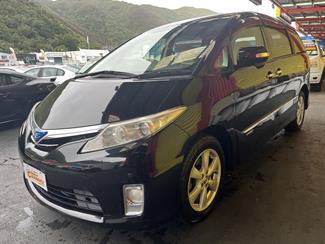 2012 Toyota Estima - Thumbnail