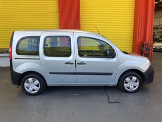 2011 Renault KANGOO - Thumbnail