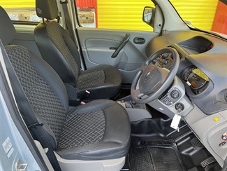 2011 Renault KANGOO - Thumbnail