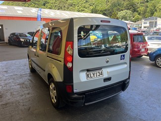 2011 Renault KANGOO - Thumbnail