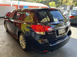 2010 Subaru Legacy - Thumbnail