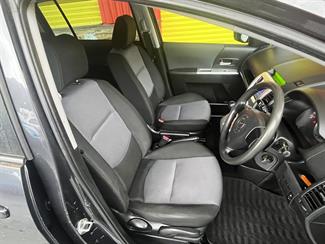 2005 Mazda Premacy - Thumbnail
