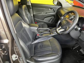 2012 Kia Sportage - Thumbnail