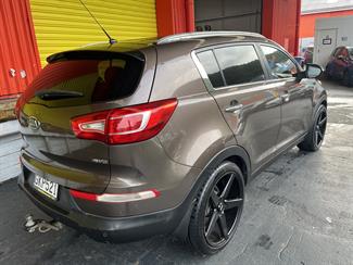 2012 Kia Sportage - Thumbnail