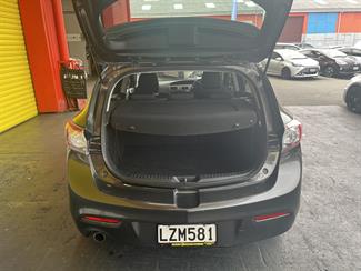 2009 Mazda Axela - Thumbnail