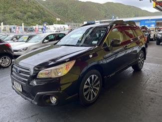 2015 Subaru Outback - Thumbnail